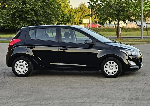 hyundai bełchatów Hyundai i20 cena 23900 przebieg: 143000, rok produkcji 2013 z Bełchatów